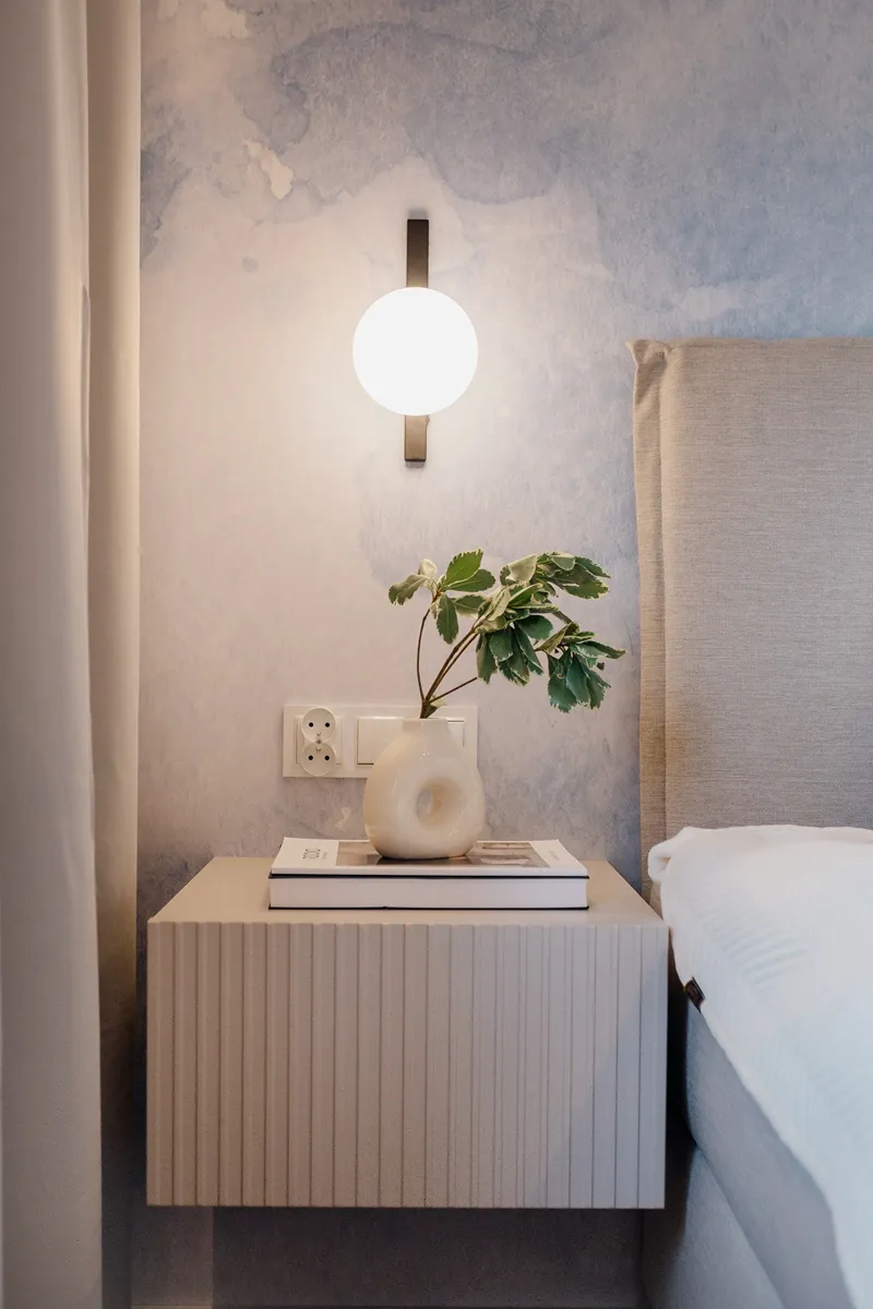 Kaszmirowa szafka nocna